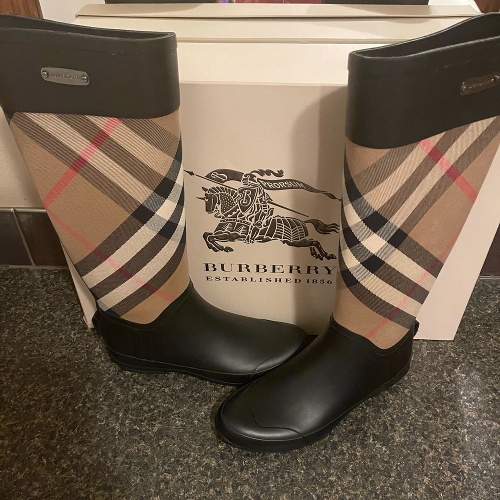 Burberry rain boots